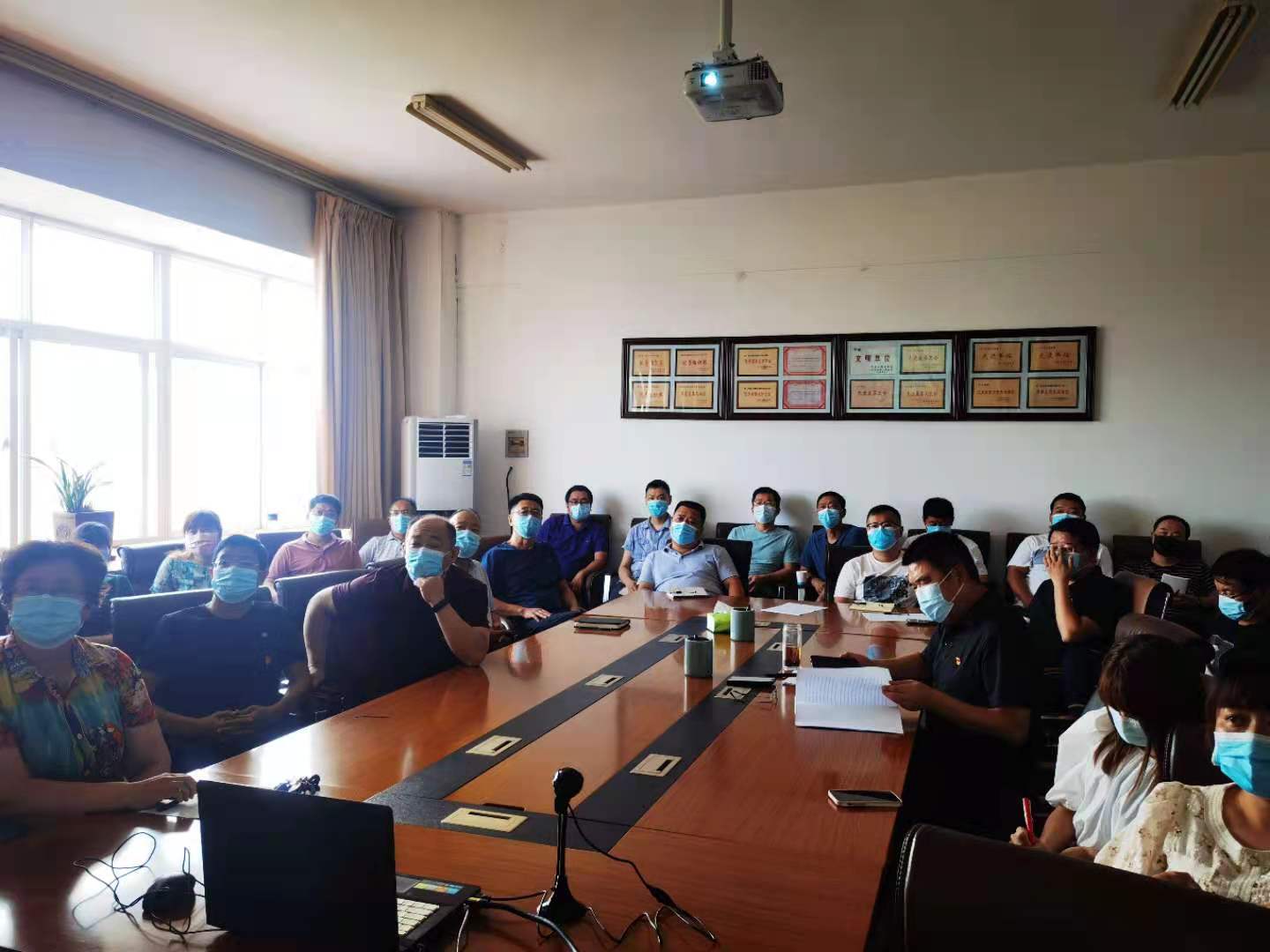 设计院收听收看四史宣讲2.jpg