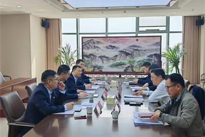 中国银行河南省分行党委书记、行长姚家斌 <br>一行到市产业集团座谈交流